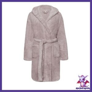 SHERPA FULL  LENGTH ROBE MSRP $80